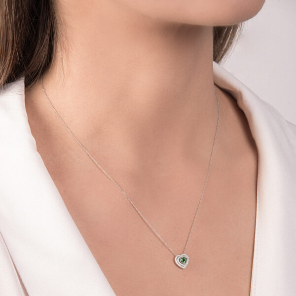 COLLANA MIRCO VISCONTI CUORE VERDE SMERALDO COLOMBIA 0.28 CARATI E DIAMANTI 0.15 CARATI IN ORO BIANCO 18 KT ABA1022/5S - immagine 2